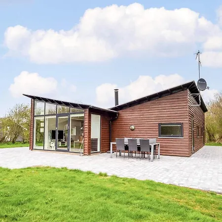 Xxxii Holiday home
